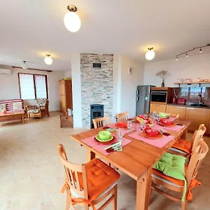  Apartament Vip In